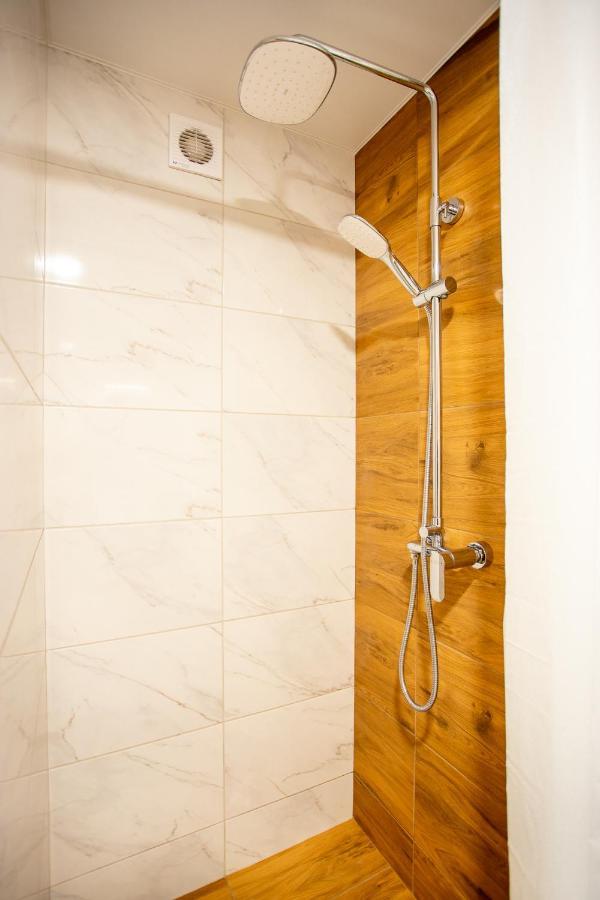 Luxury Apartment With 2 Bedrooms In The City Center Mykolaiv Exterior foto