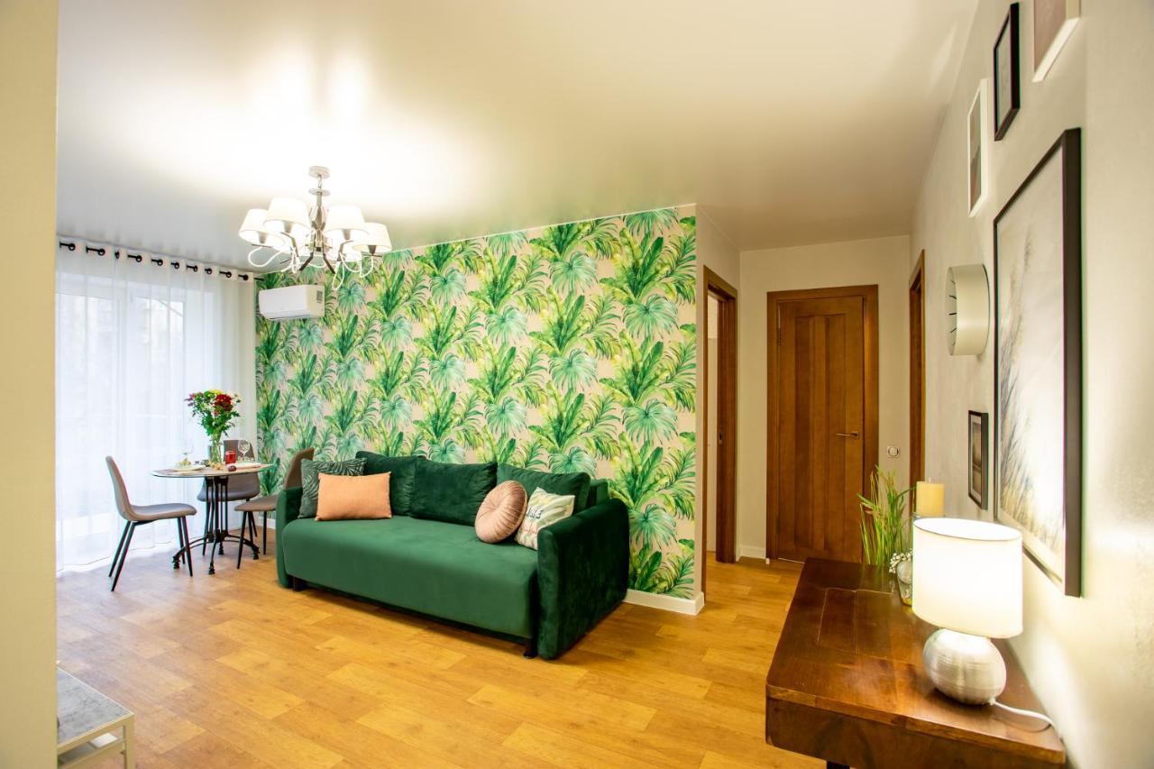 Luxury Apartment With 2 Bedrooms In The City Center Mykolaiv Exterior foto