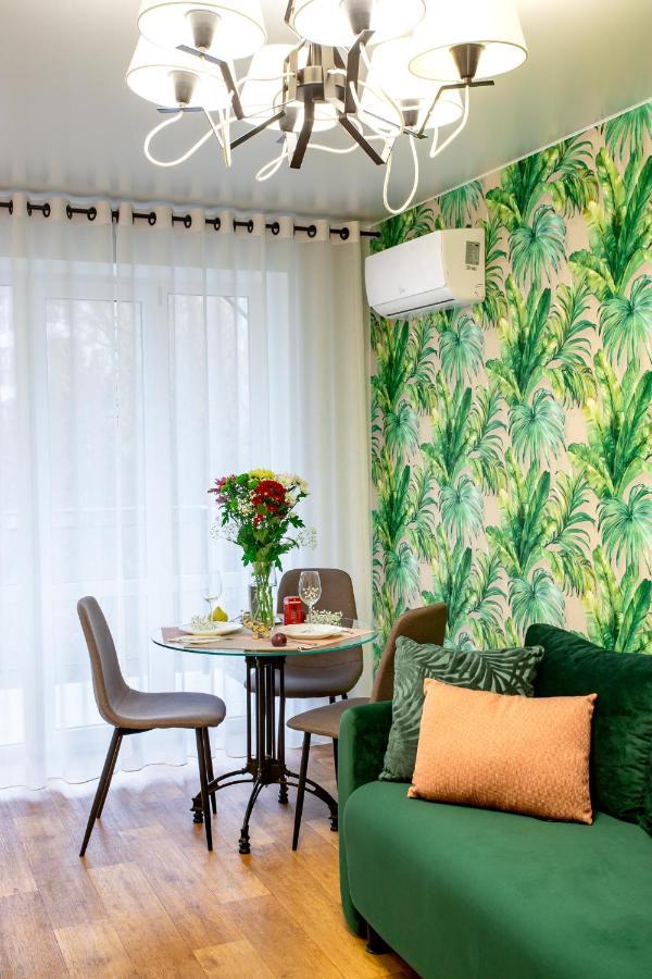 Luxury Apartment With 2 Bedrooms In The City Center Mykolaiv Exterior foto