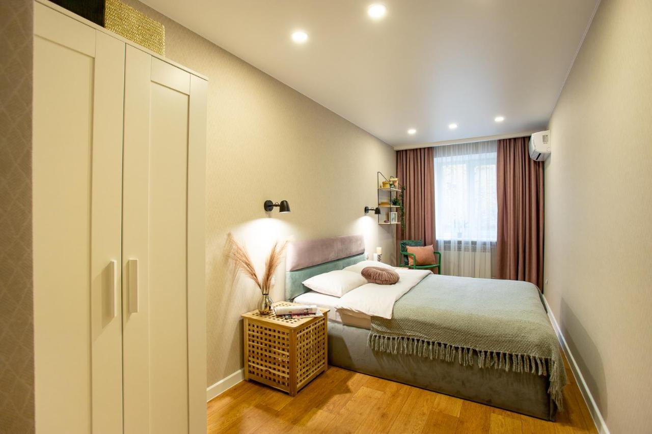 Luxury Apartment With 2 Bedrooms In The City Center Mykolaiv Exterior foto